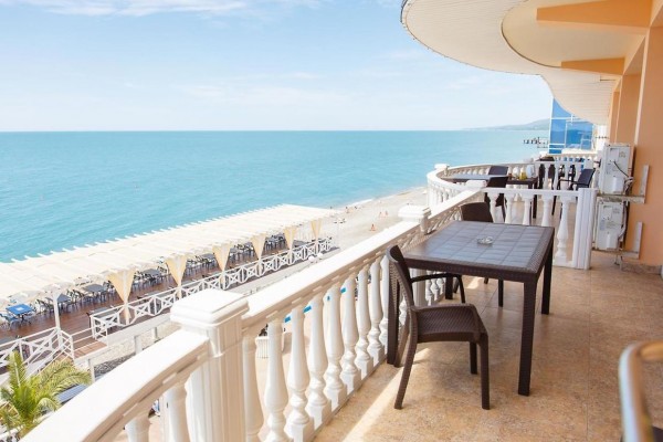 Отель Кавказ Лазаревское