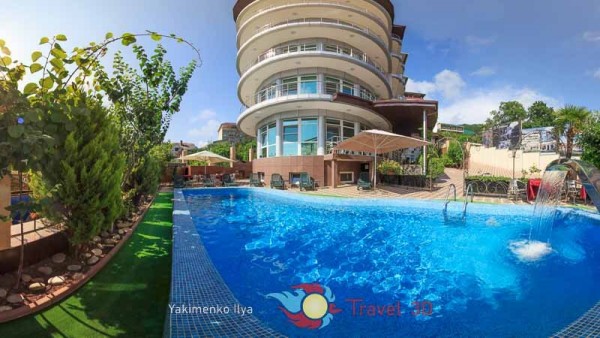 Отель Милоо в Лоо Family Resort Hotel Милоо