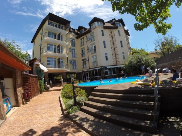 Отель Л'аморе - Головинка