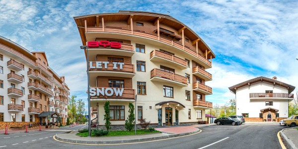 Отель Ays Let IT Snow Роза Хутор (Ays Let IT Snow Roza Khutor) 1 звезды Сочи